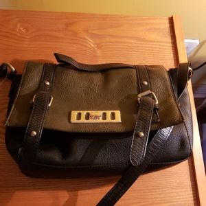 Cross body leather bag